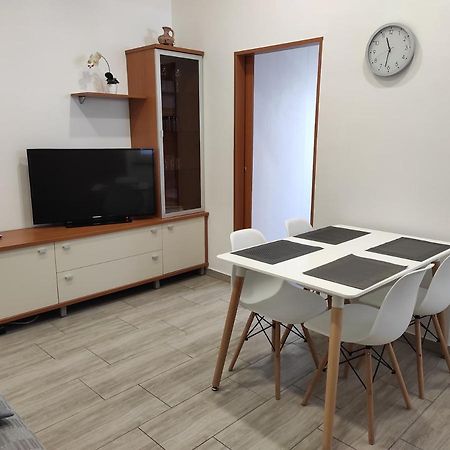 Apartment Lana Изола Екстериор снимка