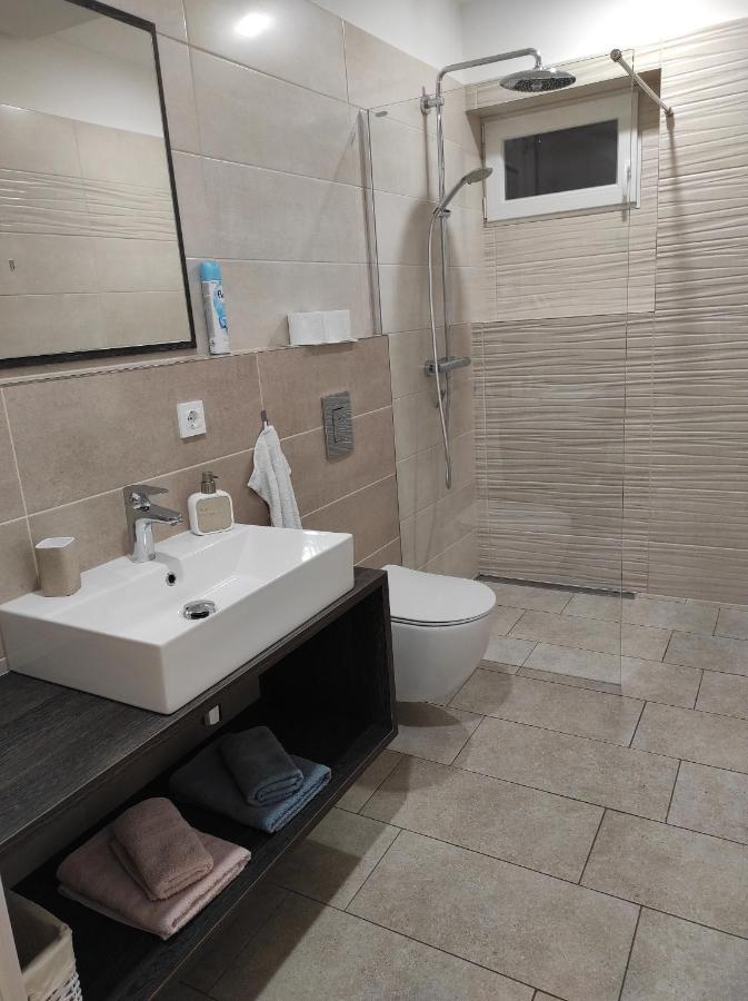 Apartment Lana Изола Екстериор снимка